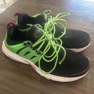 Youth size 4 Nike sneakers